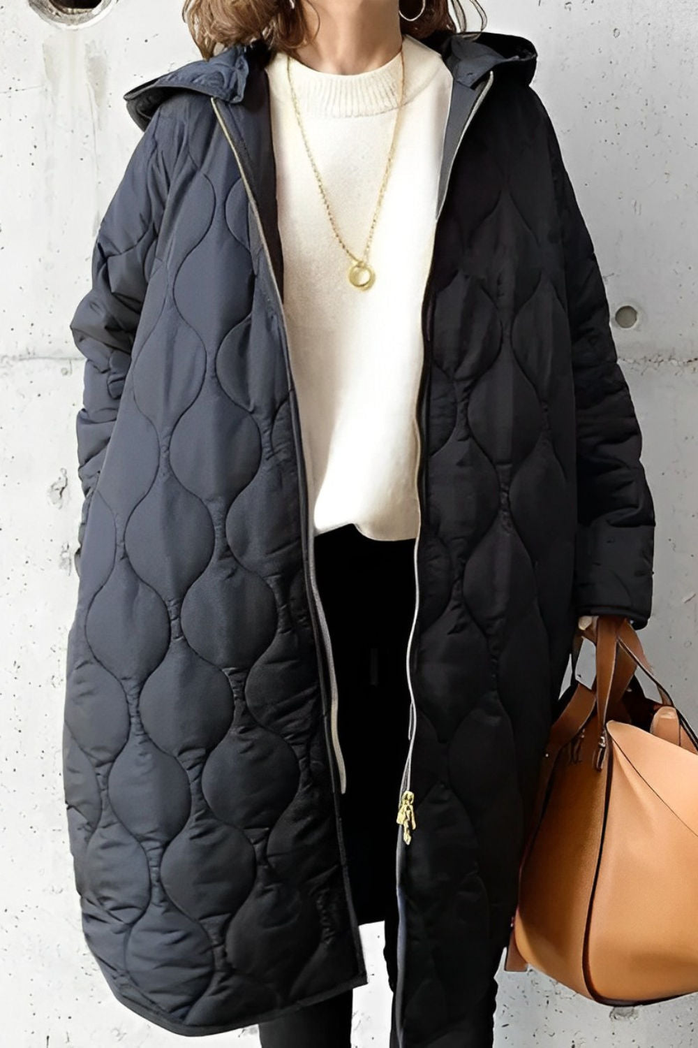 Iris | Parka larga de invierno con capucha