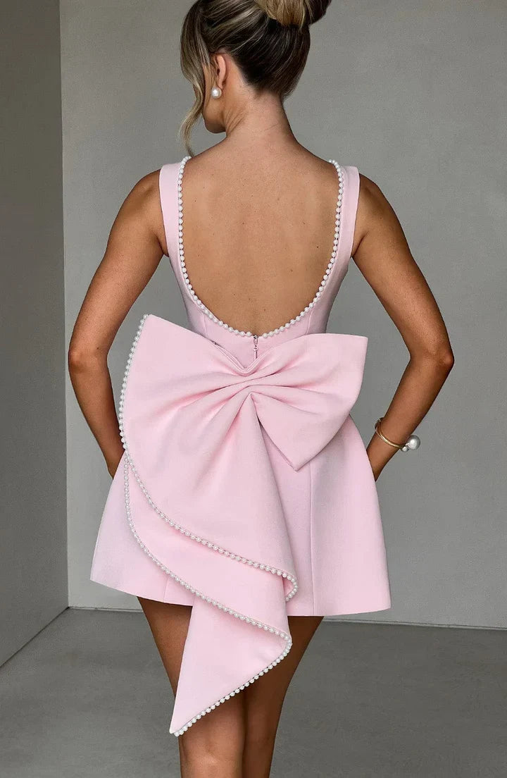 Valeria | Minivestido romántico con lazo
