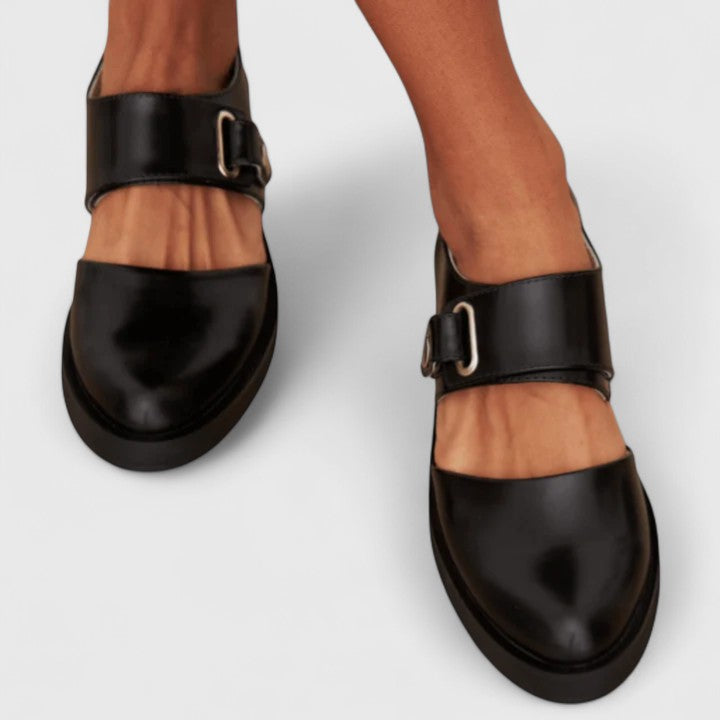 Ane | Zapatos con tira ancha y hebilla
