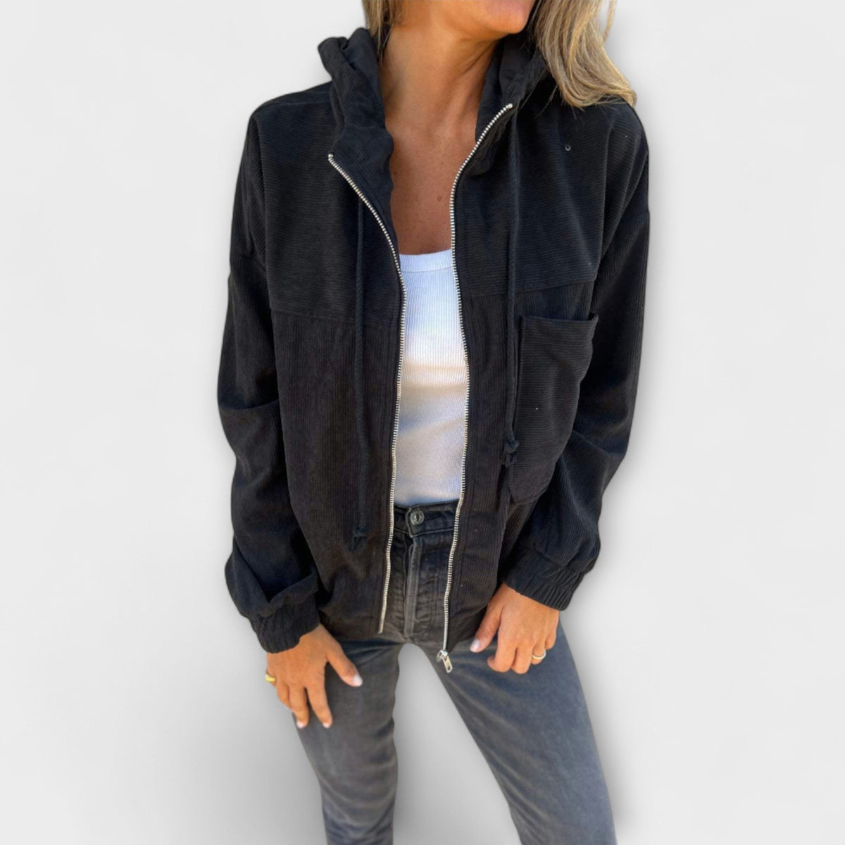 Judit | Chaqueta de pana con capucha y cremallera