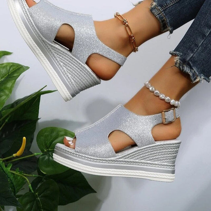 Maeve | Sandalias de cuña relajadas para el verano