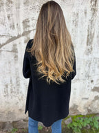 Tussenjas Dames met een Chique Reverskraag en Elegante Knoopdetails
