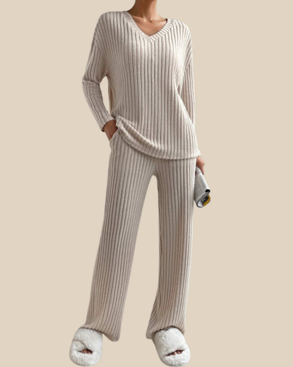 Cloe | Conjunto de canalé con escote de pico