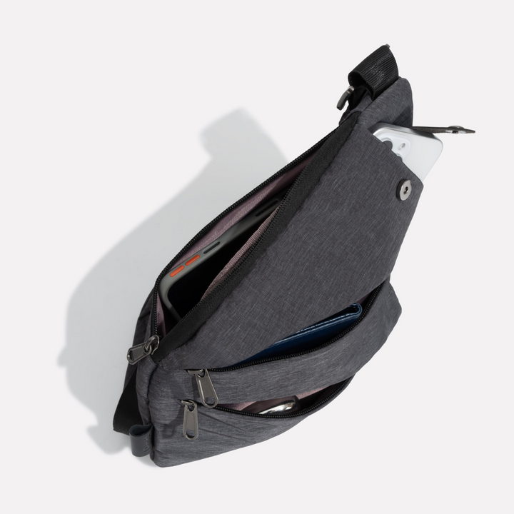 Liv | Bolso de hombro seguro de nailon