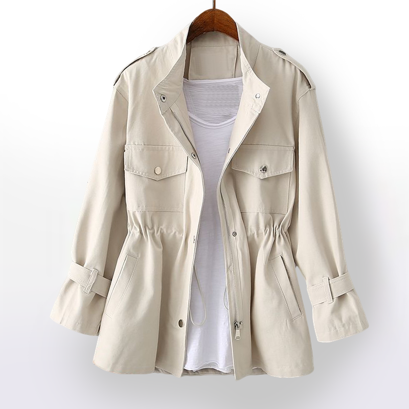 Tussenjas Dames met Ruime Zakken en een Tijdloos Trench Design