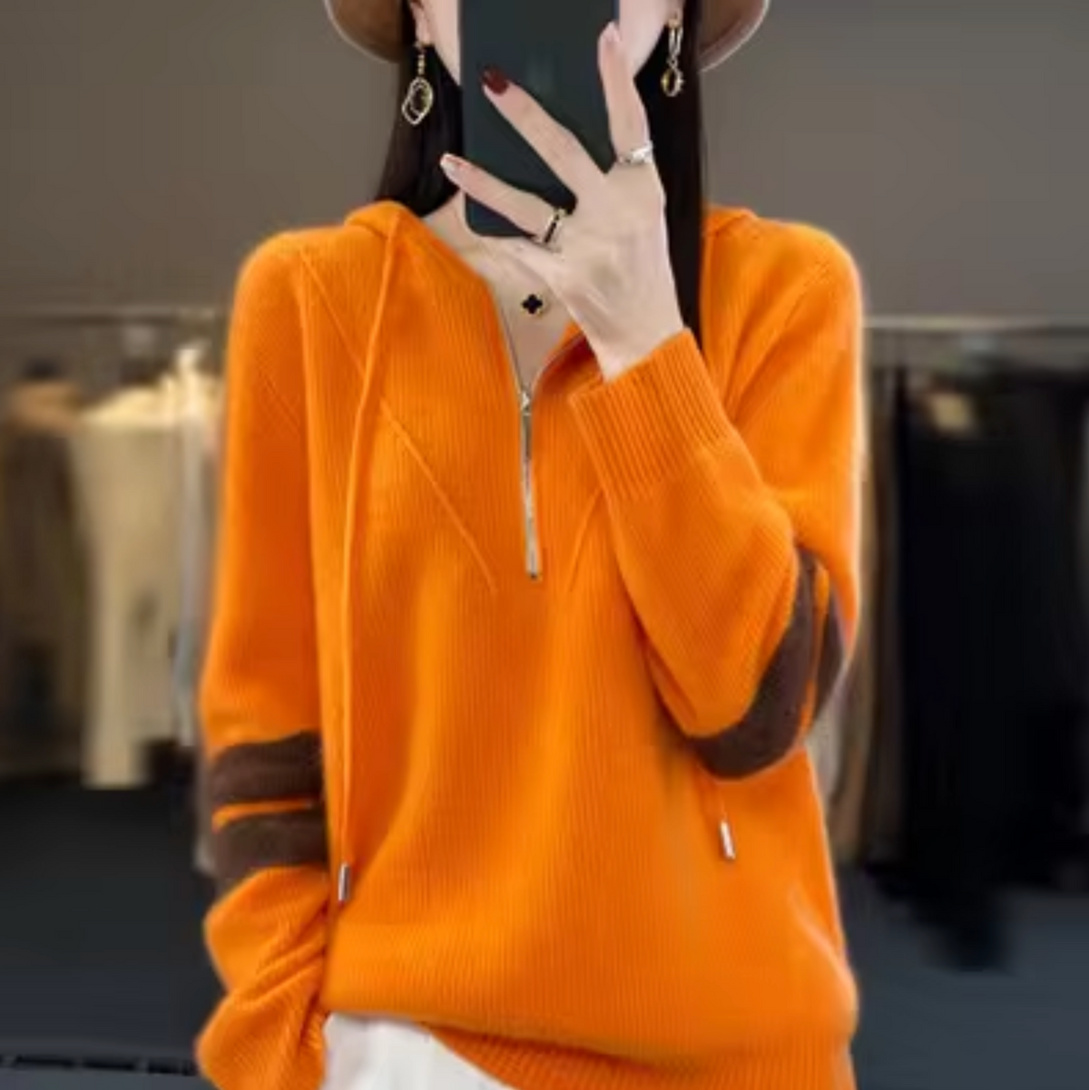 Josefa | Sudadera con capucha y mangas a rayas