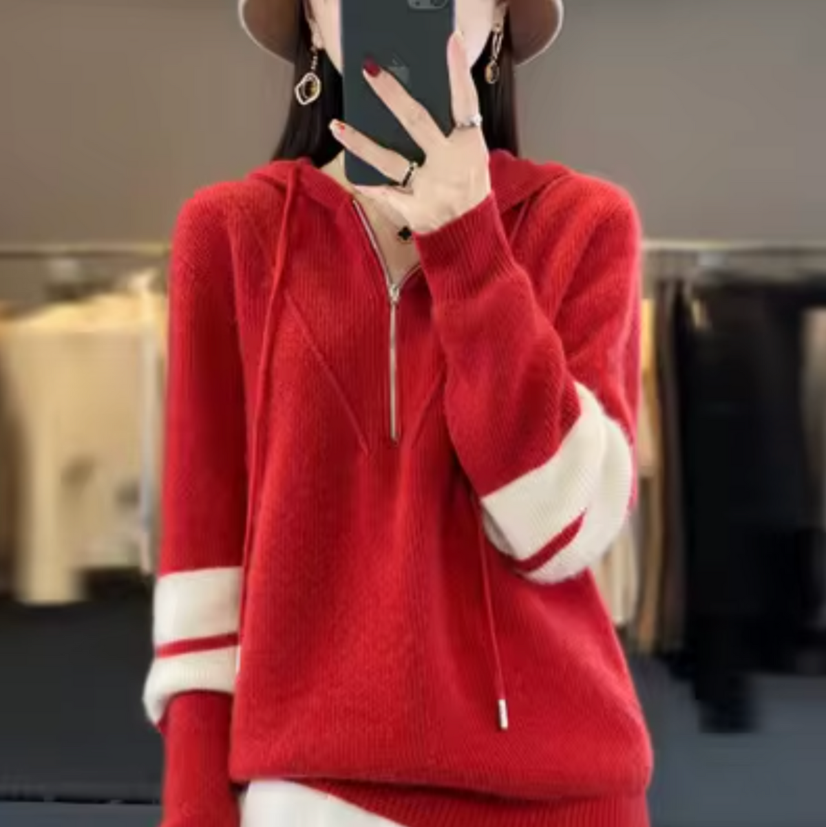 Josefa | Sudadera con capucha y mangas a rayas