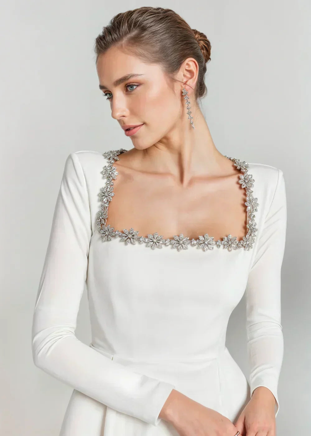 Macarena | Minivestido de terciopelo con aplicaciones florales