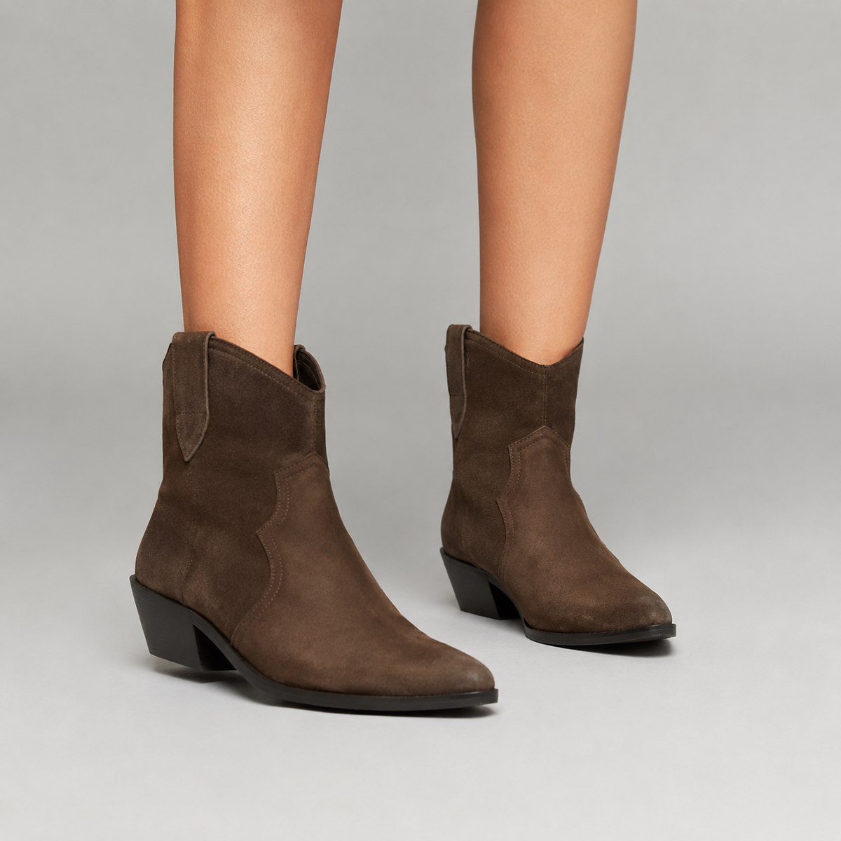 Dalia | Botines efecto ante con tacón ancho