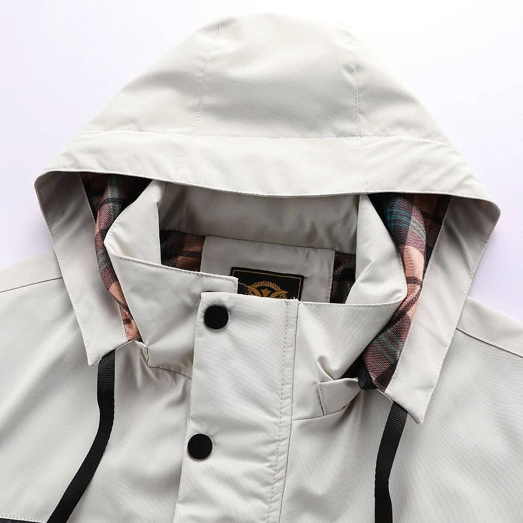 Darío | Chaqueta impermeable con capucha