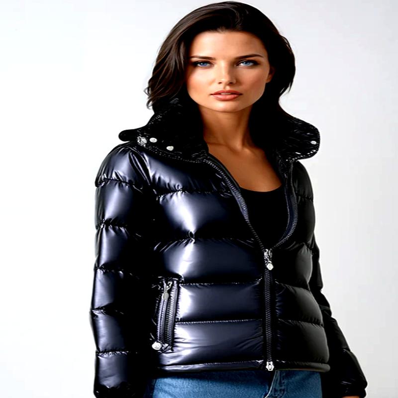 Tomasa | Abrigo de invierno brillante con capucha
