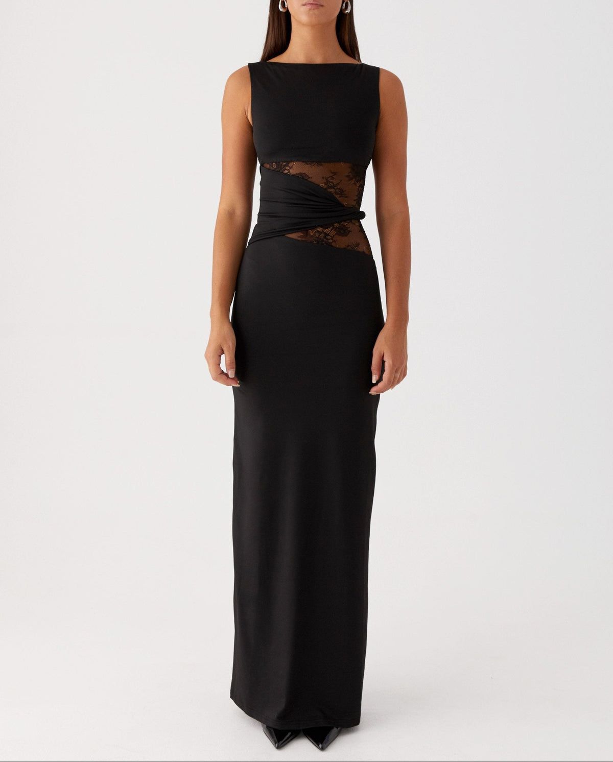 Marta | Vestido de noche con aberturas de encaje