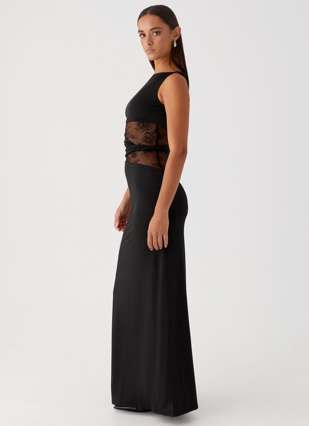 Evelyn | Abendkleid mit Spitzenausschnitten