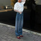 Léa – The Starry Oversized Jeans That Shine Under the Moonlight