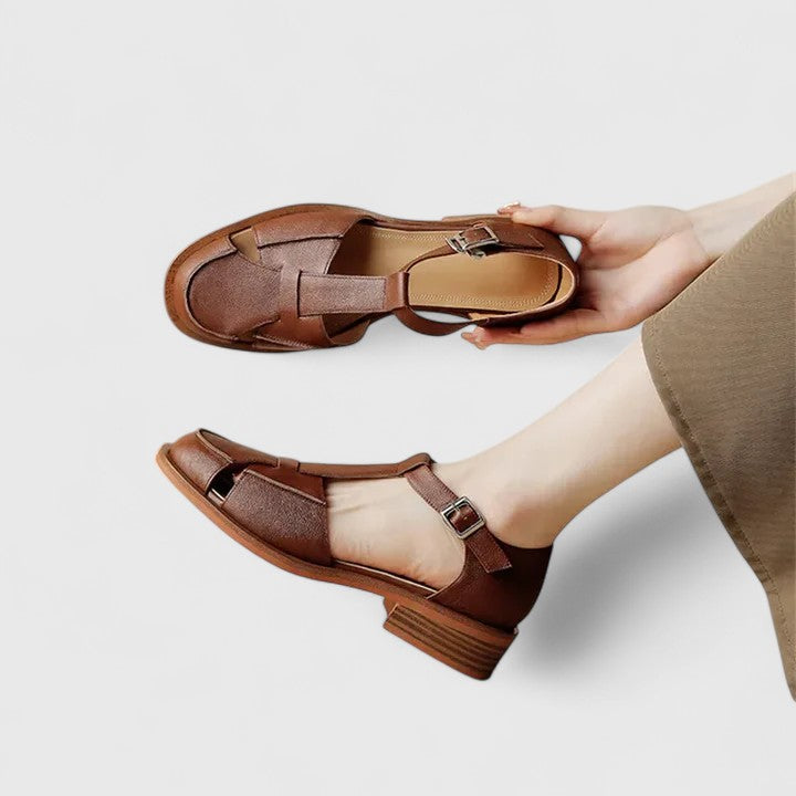 DELACROIX | Geschlossene Sandalen mit Riemen Manon