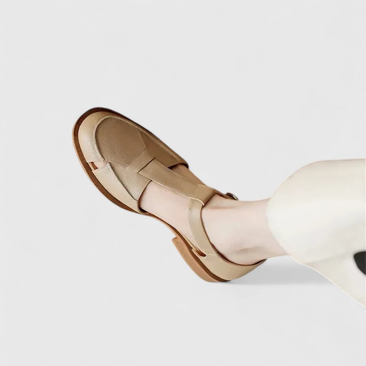 Olatz | Sandalias cerradas con tira en T