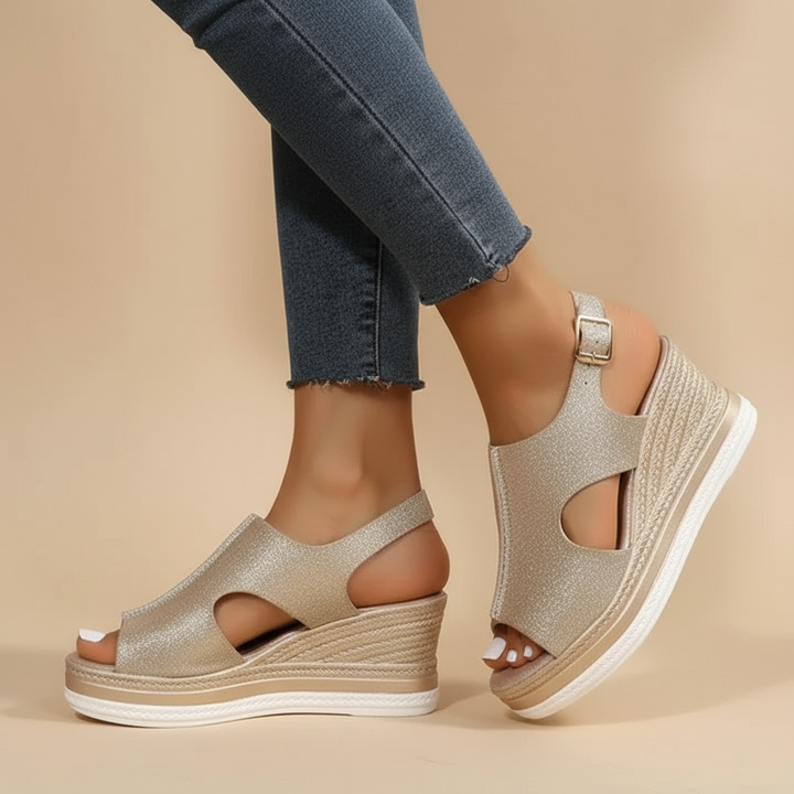 Maeve | Sandalias de cuña relajadas para el verano