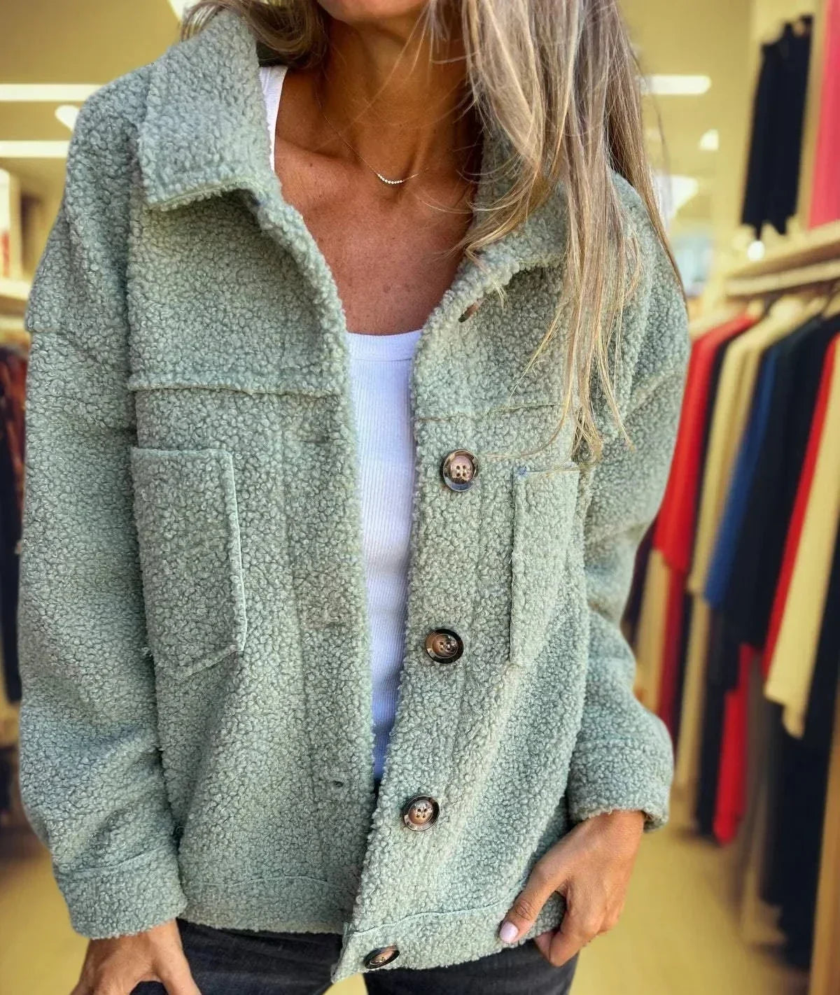 Sabina | Chaqueta de lana de cordero con solapas