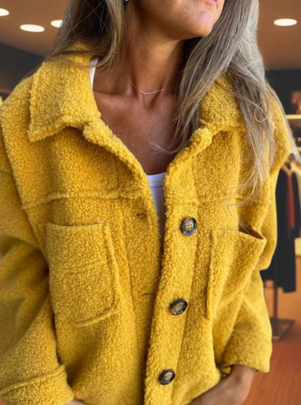 Sabina | Chaqueta de lana de cordero con solapas