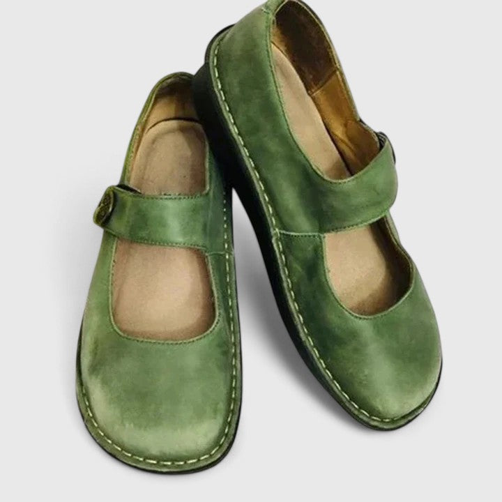 Iria | Zapatos de piel con tira y punta redonda