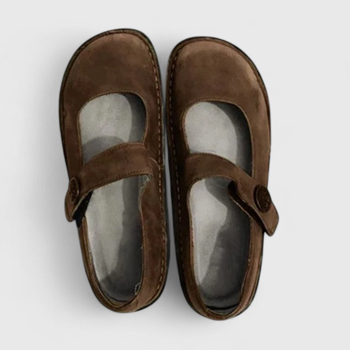 Iria | Zapatos de piel con tira y punta redonda