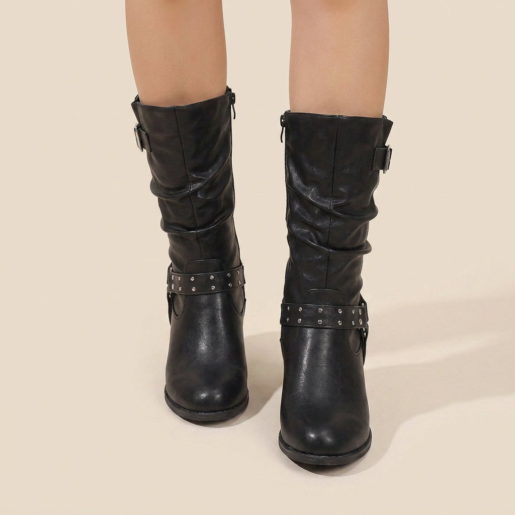 Renata | Botas moteras con tachuelas y tacón ancho