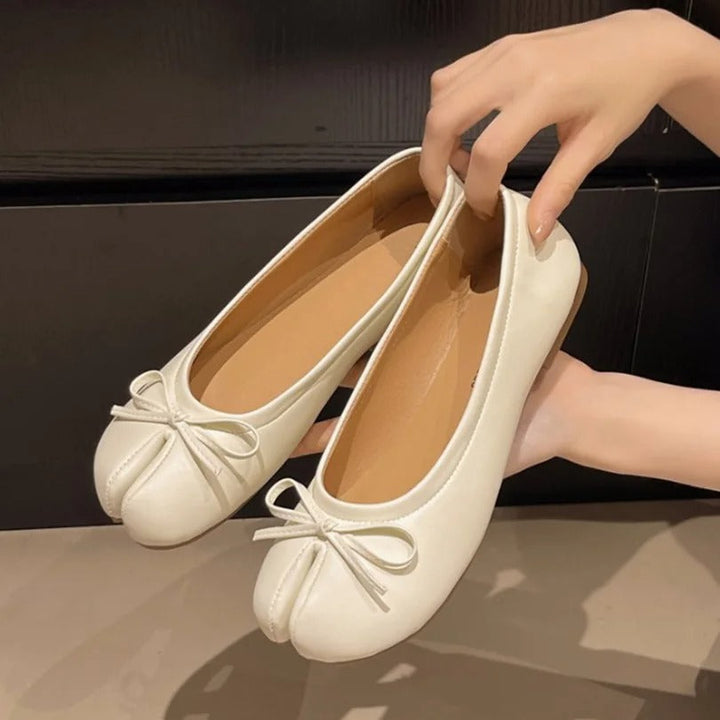 Yumi | Bailarinas japonesas tabi de punta dividida