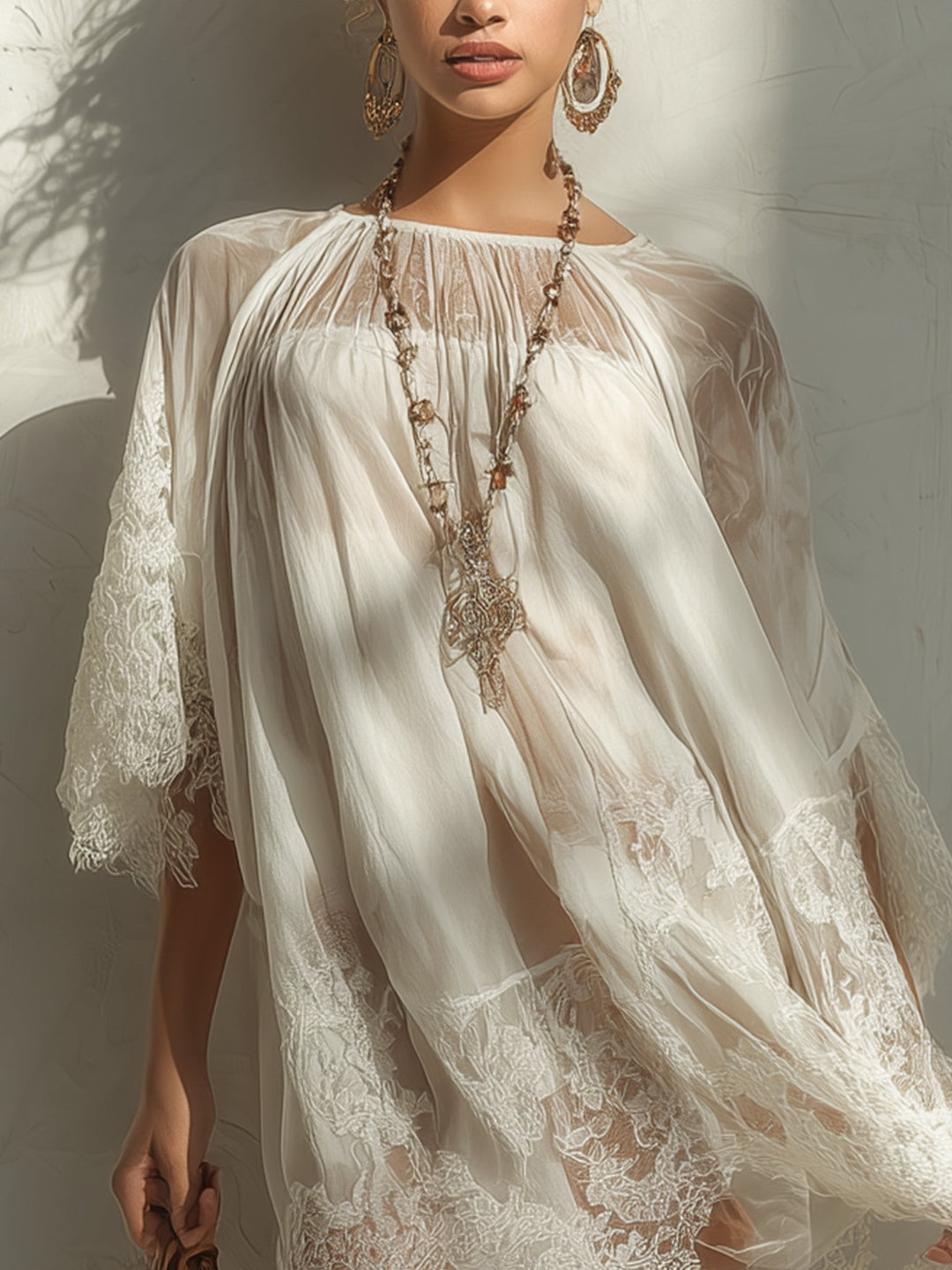 Carmen | Vestido mini de gasa — detalle de encaje